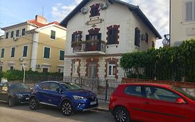 Marjan Apartment & Rooms